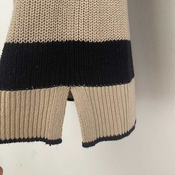 Black and Cream Cable-Knit Sweater - Picture 4 of 4